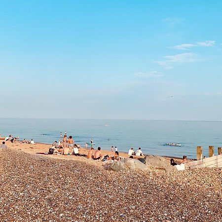 Apartament Birdsong & Pine: Parking & Garden Worthing Zewnętrze zdjęcie