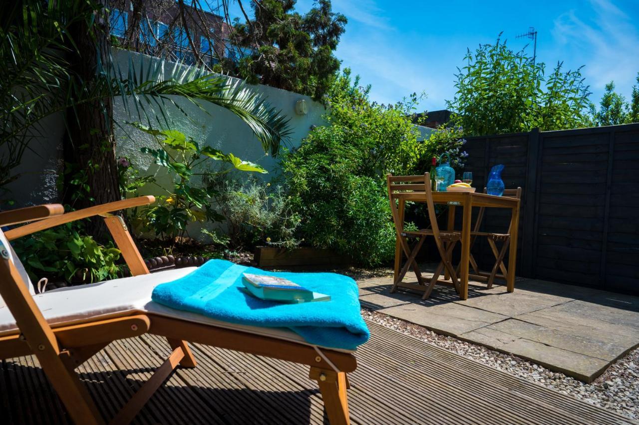 Apartament Birdsong & Pine: Parking & Garden Worthing Zewnętrze zdjęcie